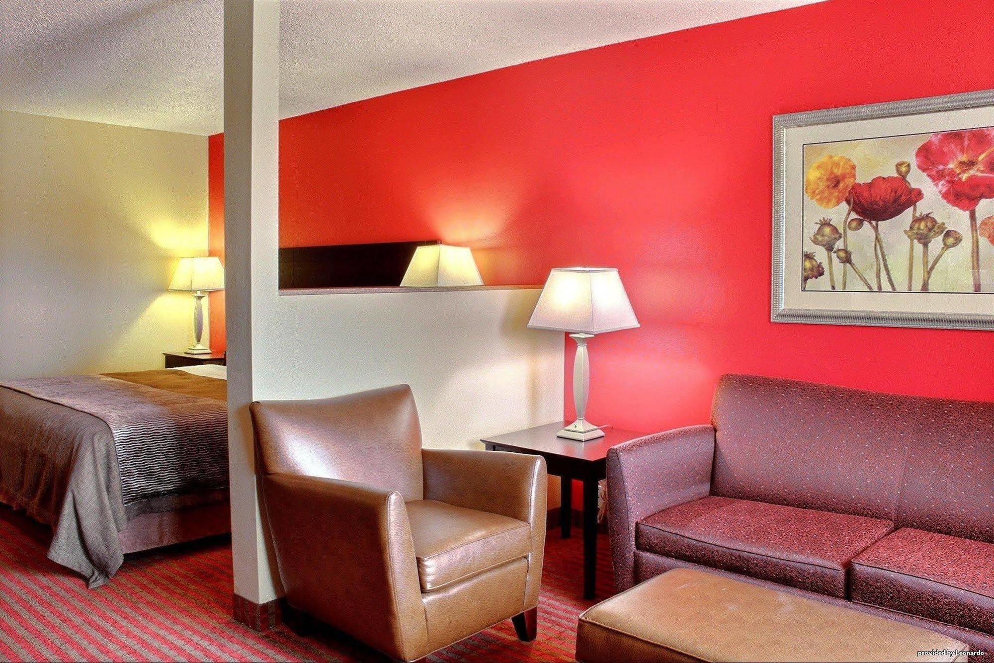 Comfort Inn & Suites At I-74 And 155 Morton Номер фото